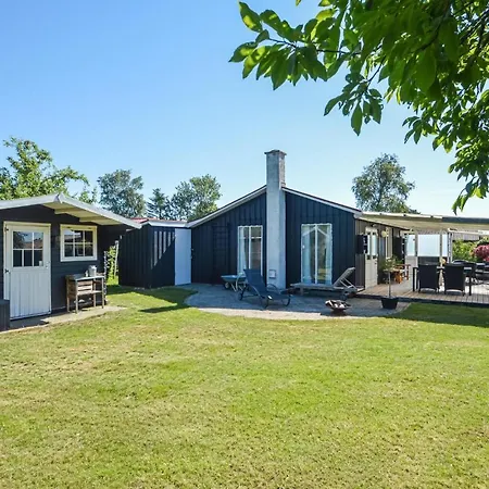 3 Bedroom Stunning In Ferienhaus