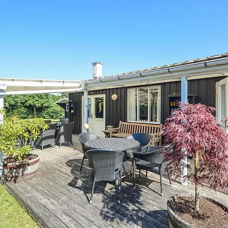 3 Bedroom Stunning In Holiday home *